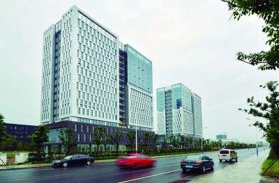 環(huán)氧地坪漆在工業(yè)建筑中使用要注意哪些？